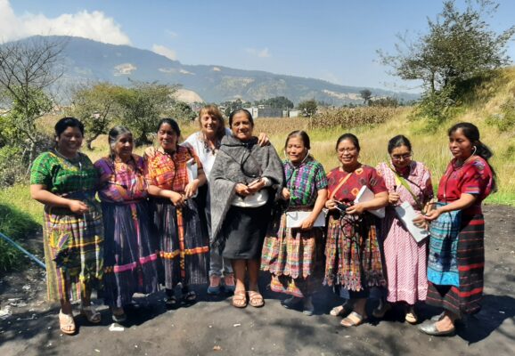 Ein Besuch bei den Maya Hebammen in Guatemala